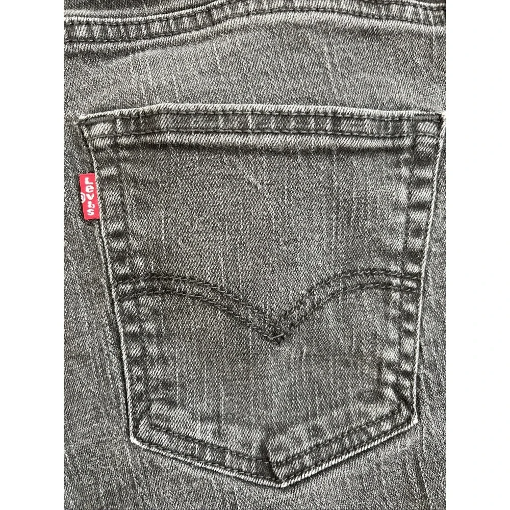 Mens levi strauss  Black 514 size 32x 30 zip fly straight leg 5 pocket cotton